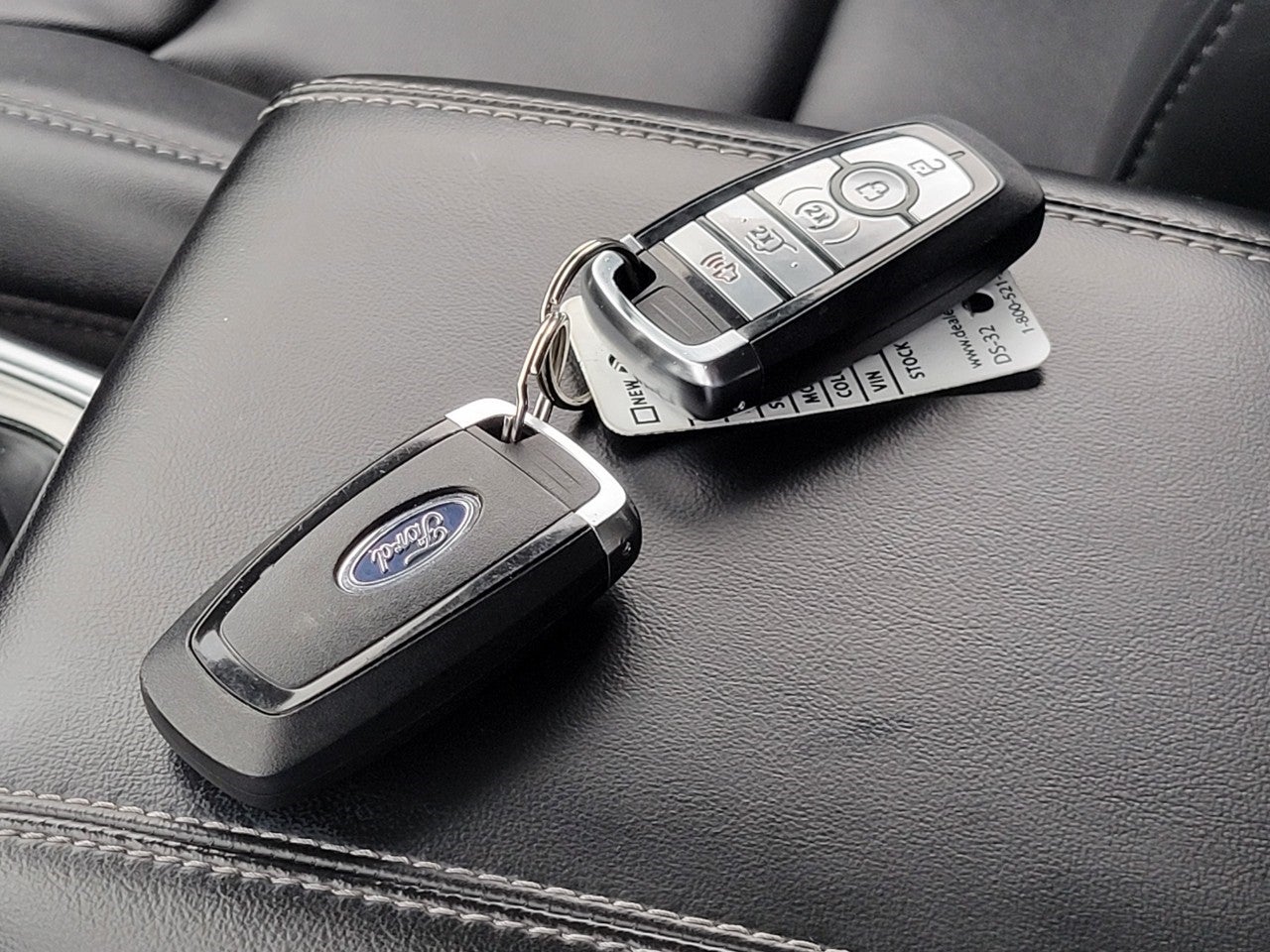 2023 Ford Explorer XLT 4WD