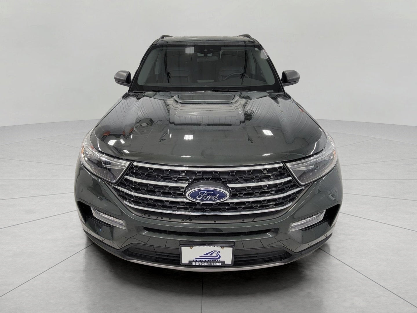 2024 Ford Explorer XLT 4WD
