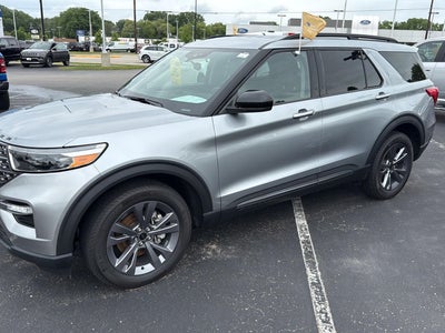 2023 Ford Explorer XLT 4WD