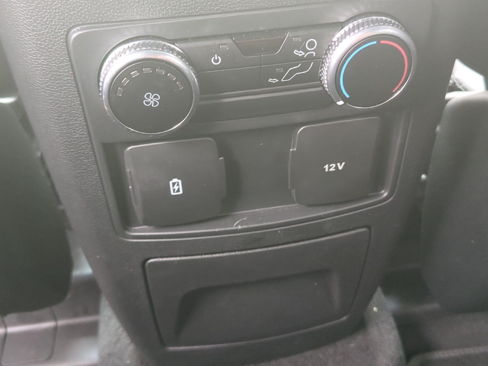2023 Ford Explorer XLT 4WD