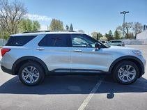 2023 Ford Explorer XLT 4WD