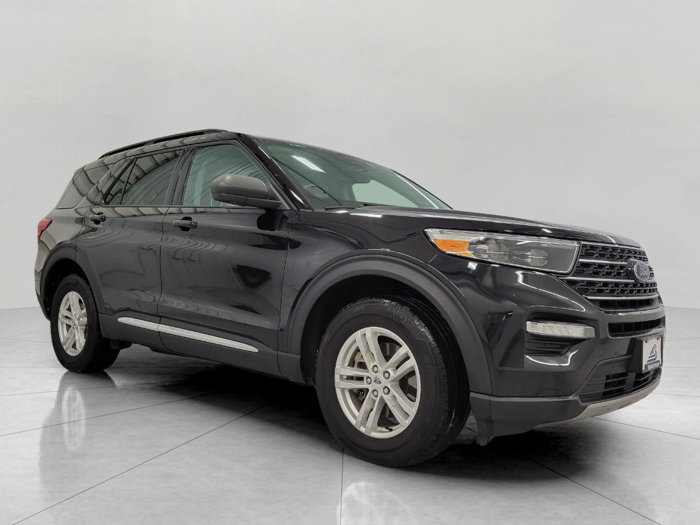 2023 Ford Explorer XLT 4WD