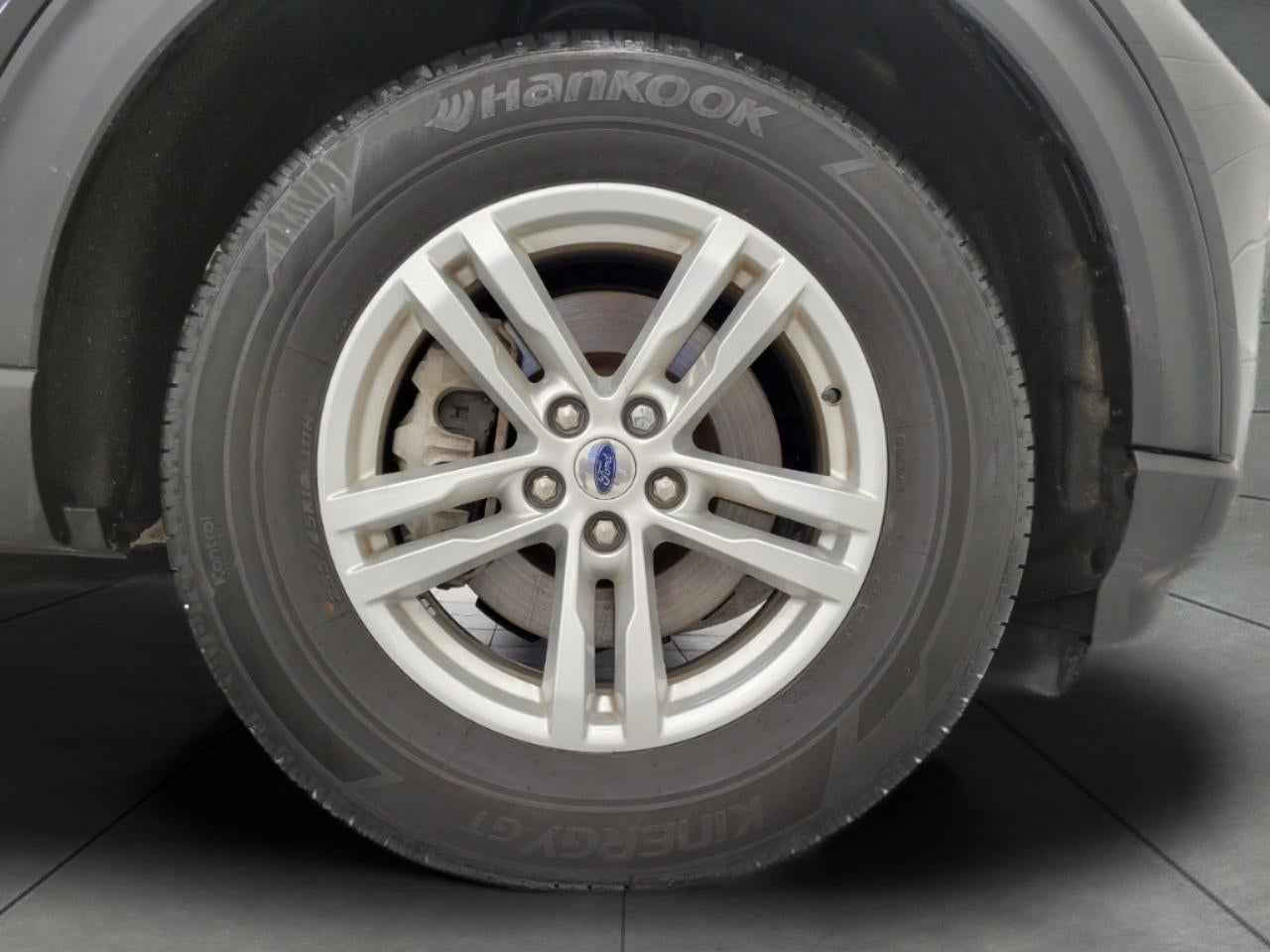 2023 Ford Explorer XLT 4WD