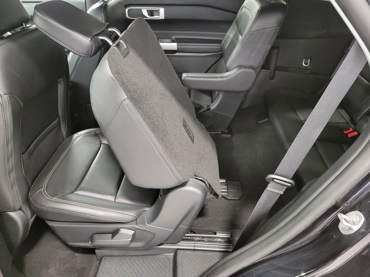 2023 Ford Explorer XLT 4WD