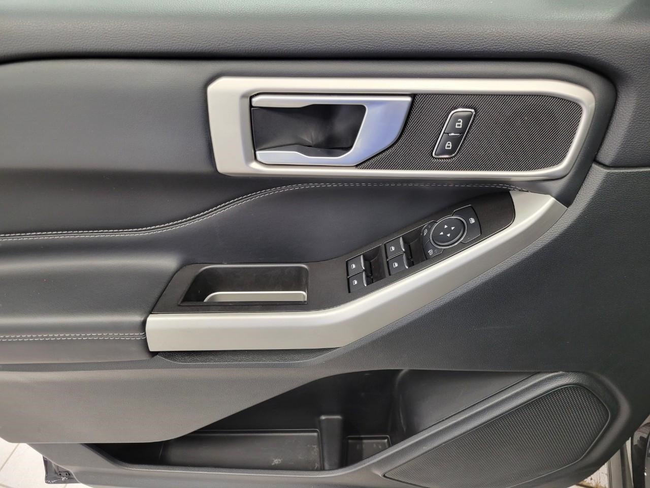 2023 Ford Explorer XLT 4WD