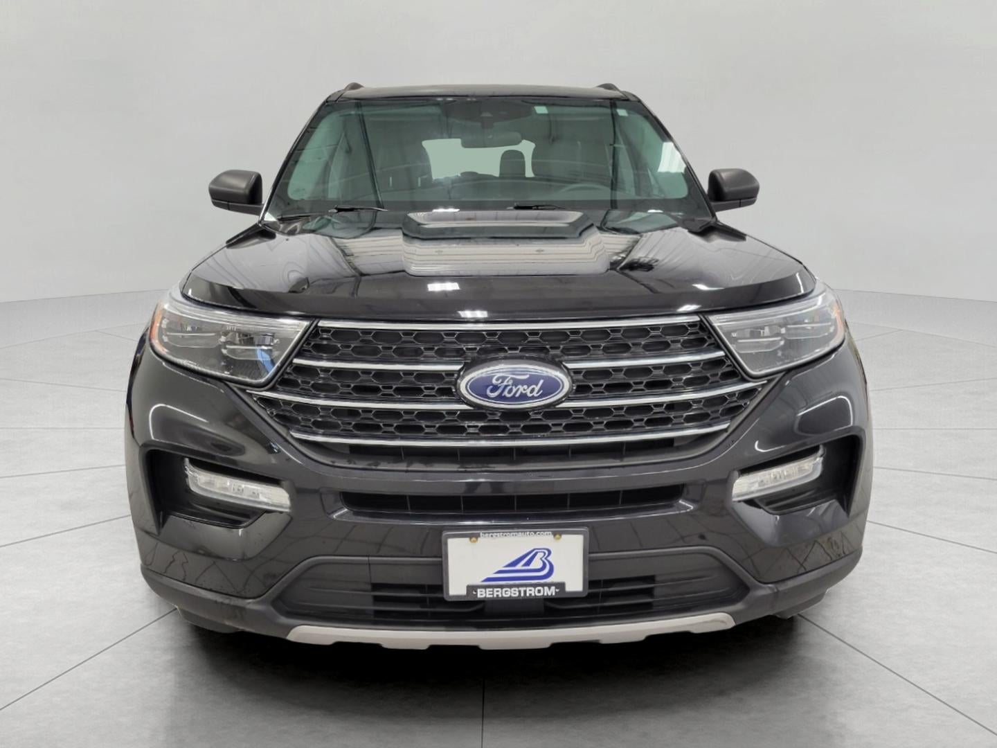 2023 Ford Explorer XLT 4WD