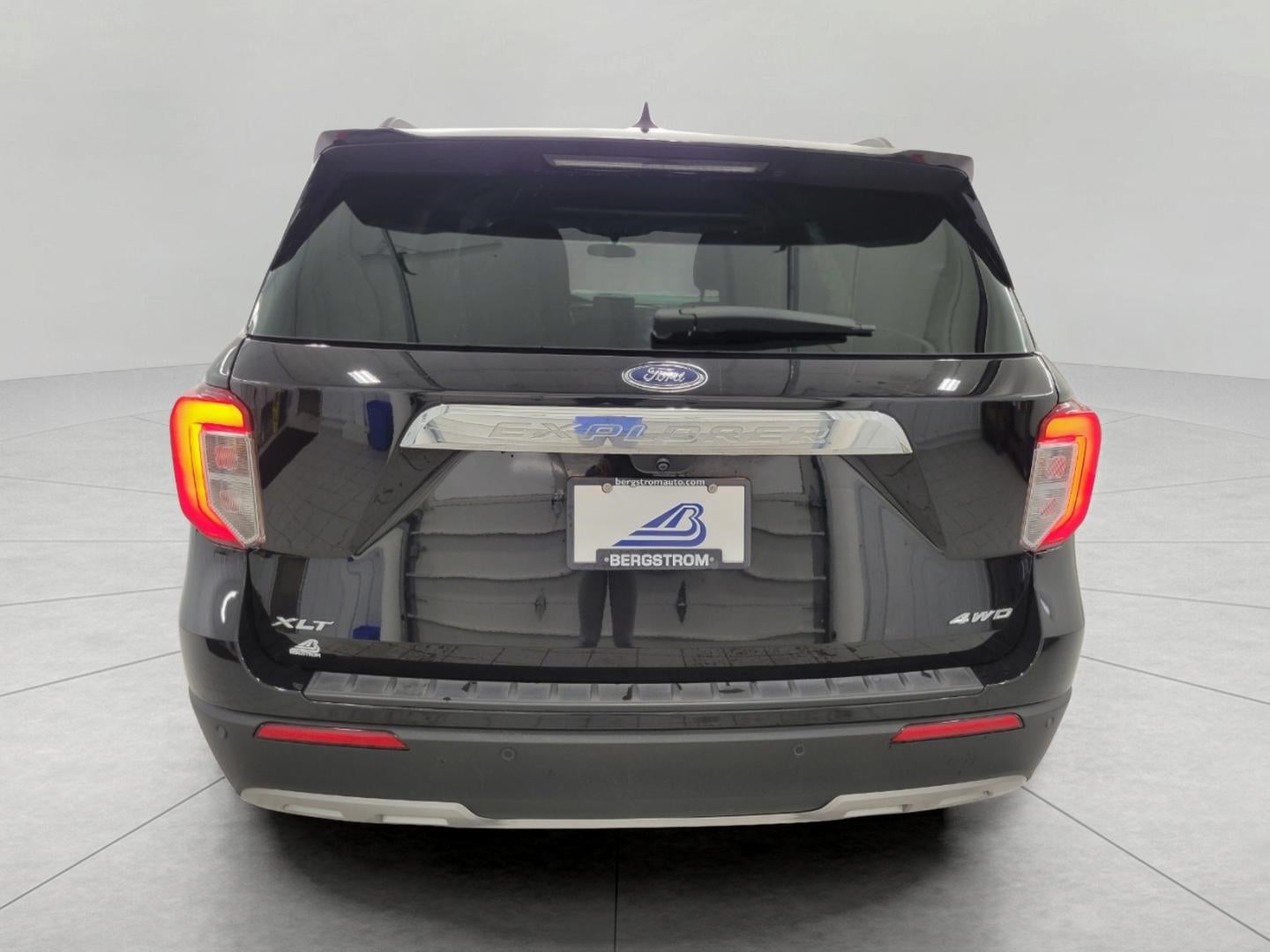 2023 Ford Explorer XLT 4WD