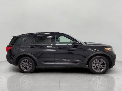 2023 Ford Explorer XLT 4WD