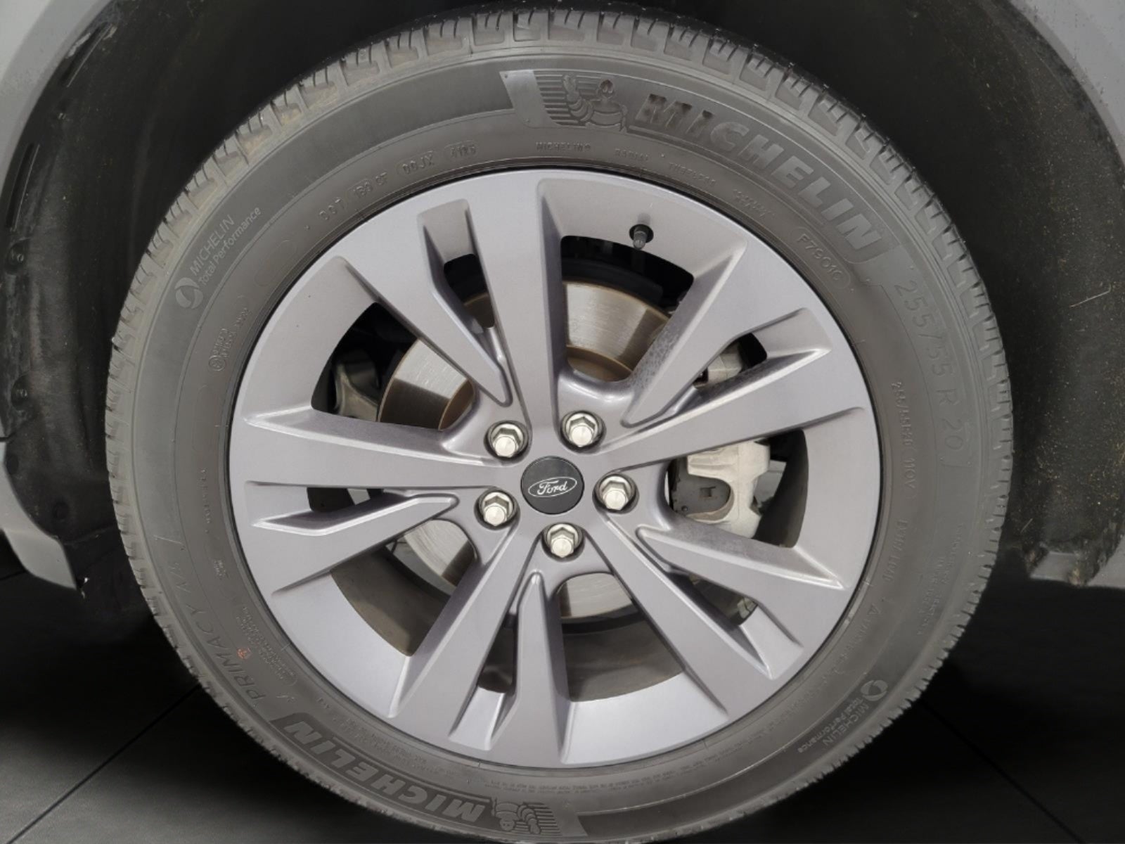 2023 Ford Explorer XLT 4WD