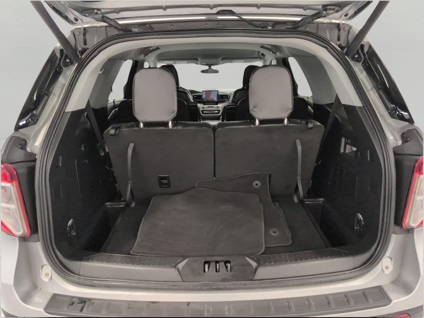 2024 Ford Explorer XLT 4WD