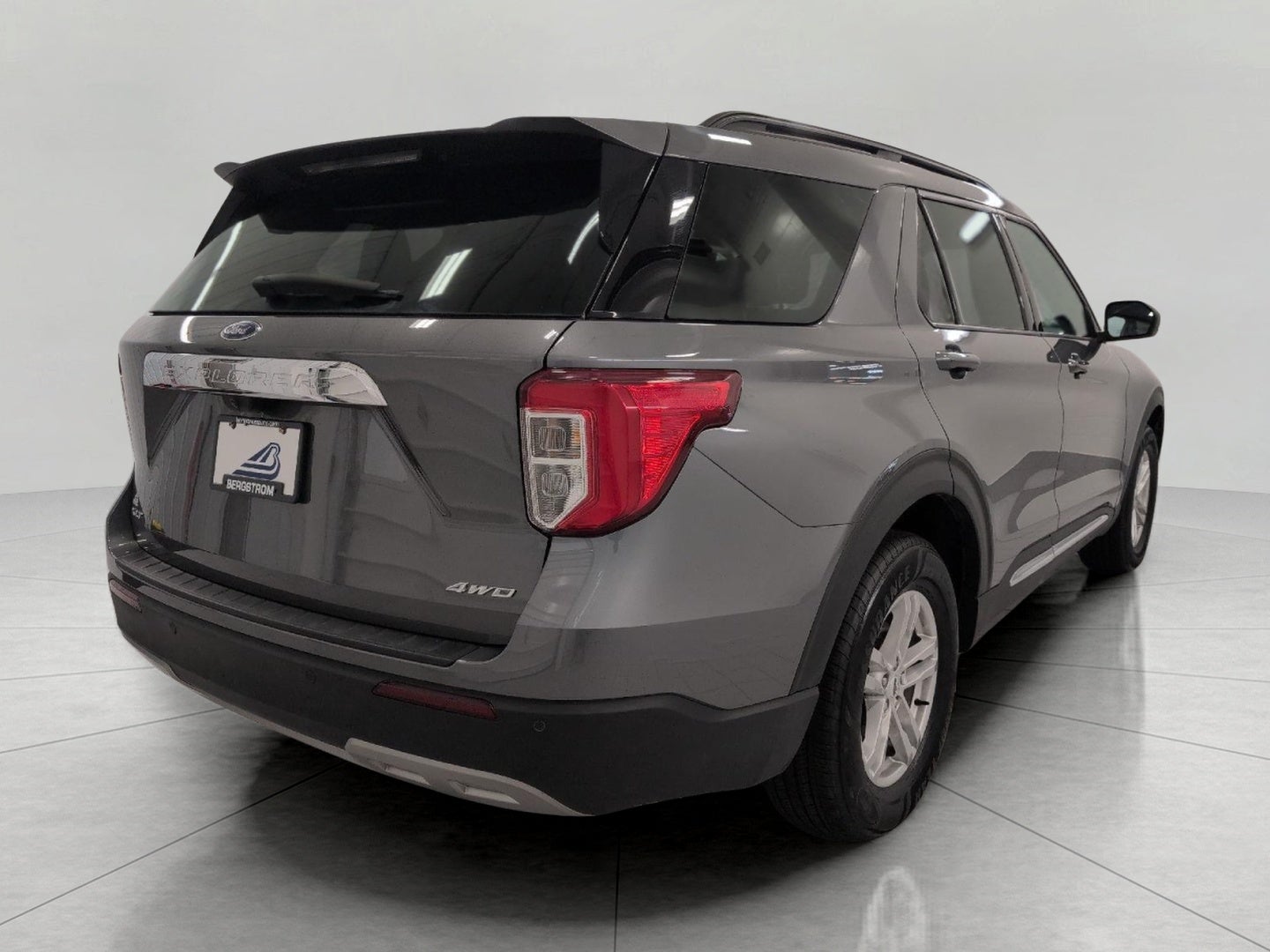 2024 Ford Explorer XLT 4WD
