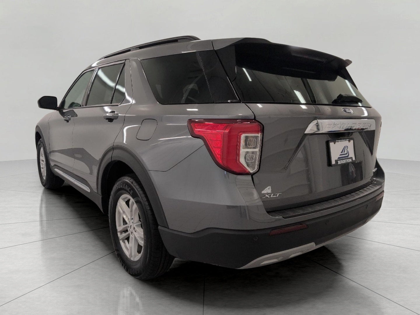 2024 Ford Explorer XLT 4WD