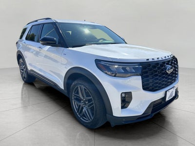 2025 Ford Explorer ST-Line 4WD