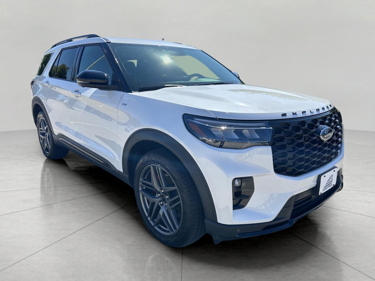 2025 Ford Explorer ST-Line 4WD