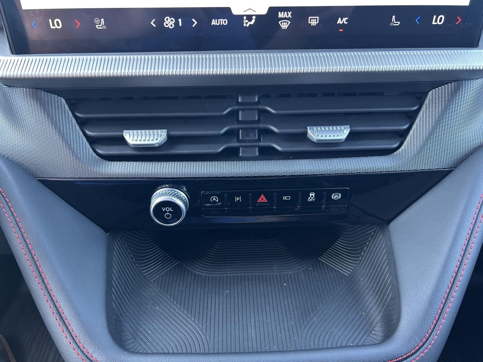 2025 Ford Explorer ST-Line 4WD