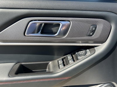 2025 Ford Explorer ST-Line 4WD