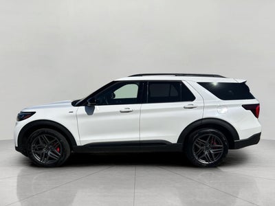 2025 Ford Explorer ST-Line 4WD