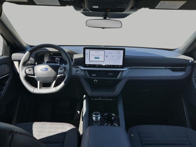 2025 Ford Explorer ST-Line 4WD