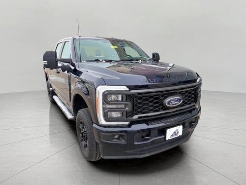 2023 Ford Super Duty F-250 SRW XL 4WD Crew Cab 6.75' Box