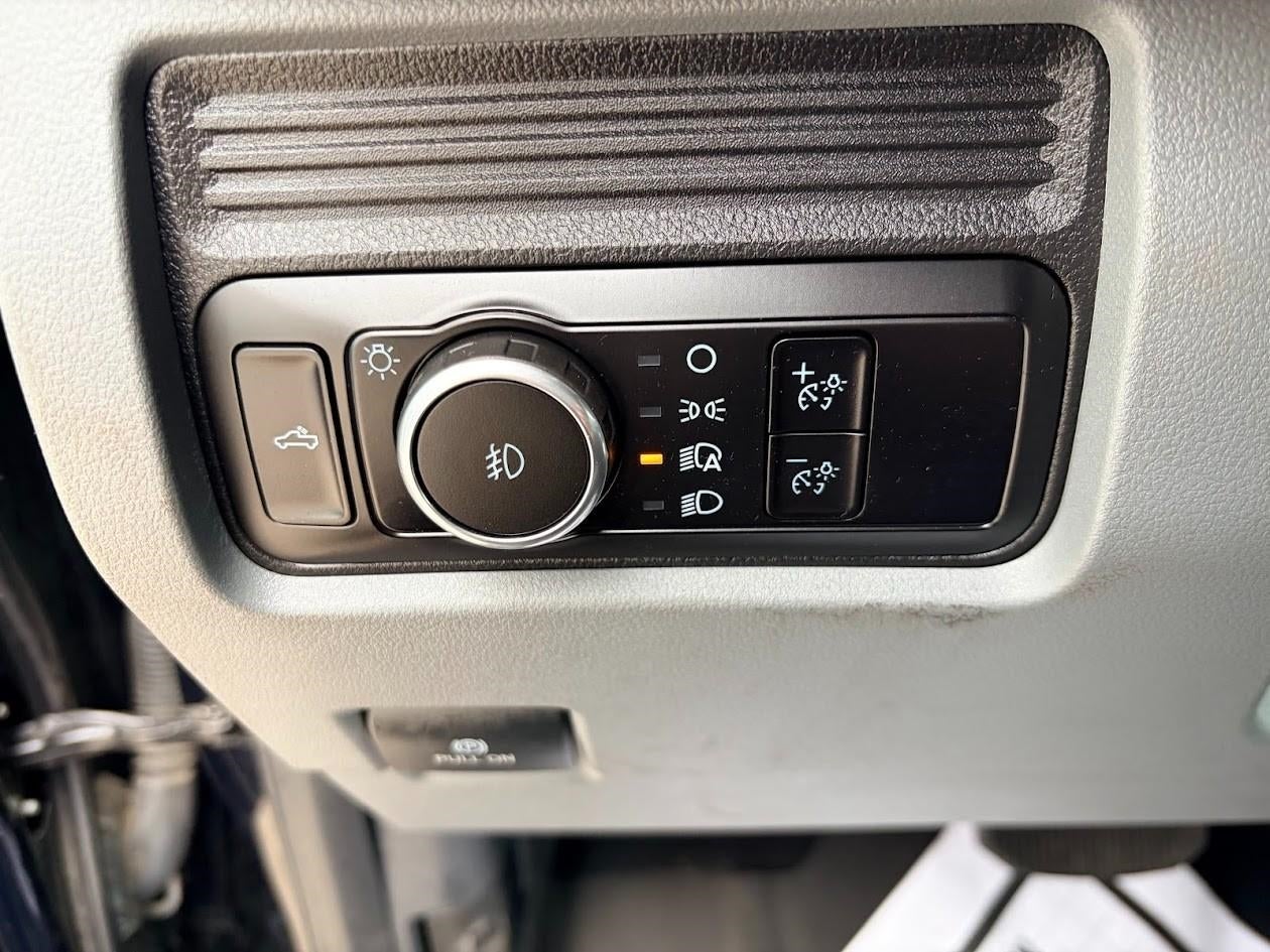 2023 Ford Super Duty F-250 SRW XL 4WD Crew Cab 6.75' Box