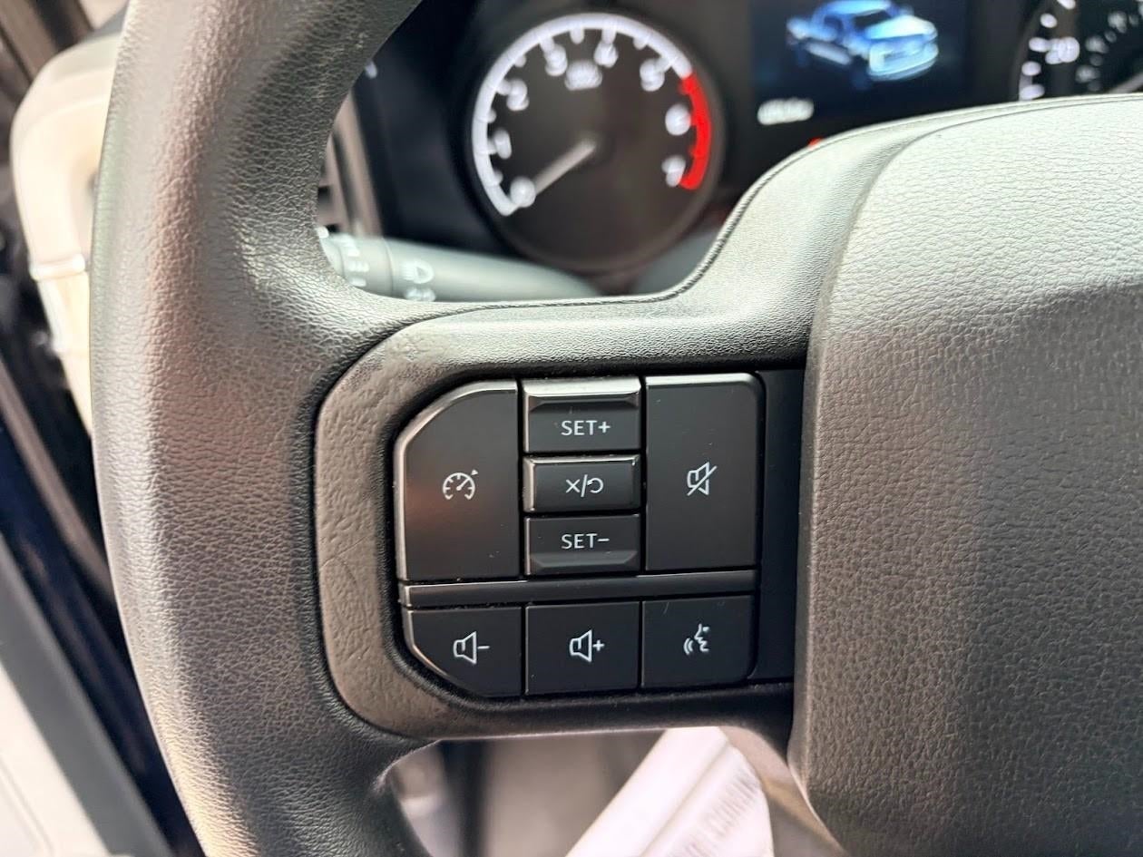 2023 Ford Super Duty F-250 SRW XL 4WD Crew Cab 6.75' Box