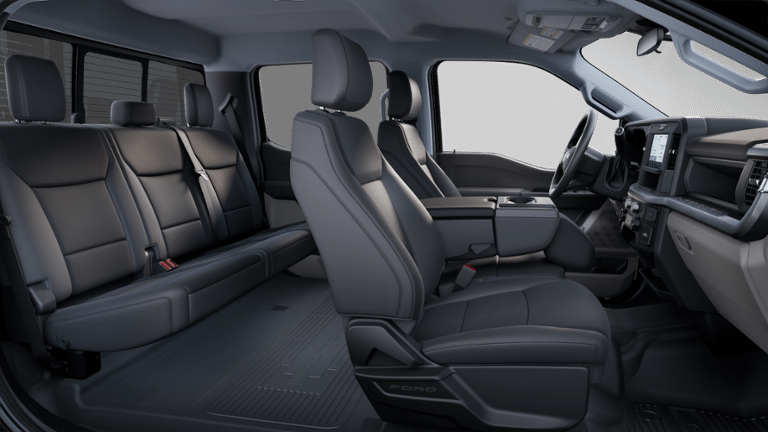 2025 Ford Super Duty F-250 SRW XL 4WD Crew Cab 6.75' Box