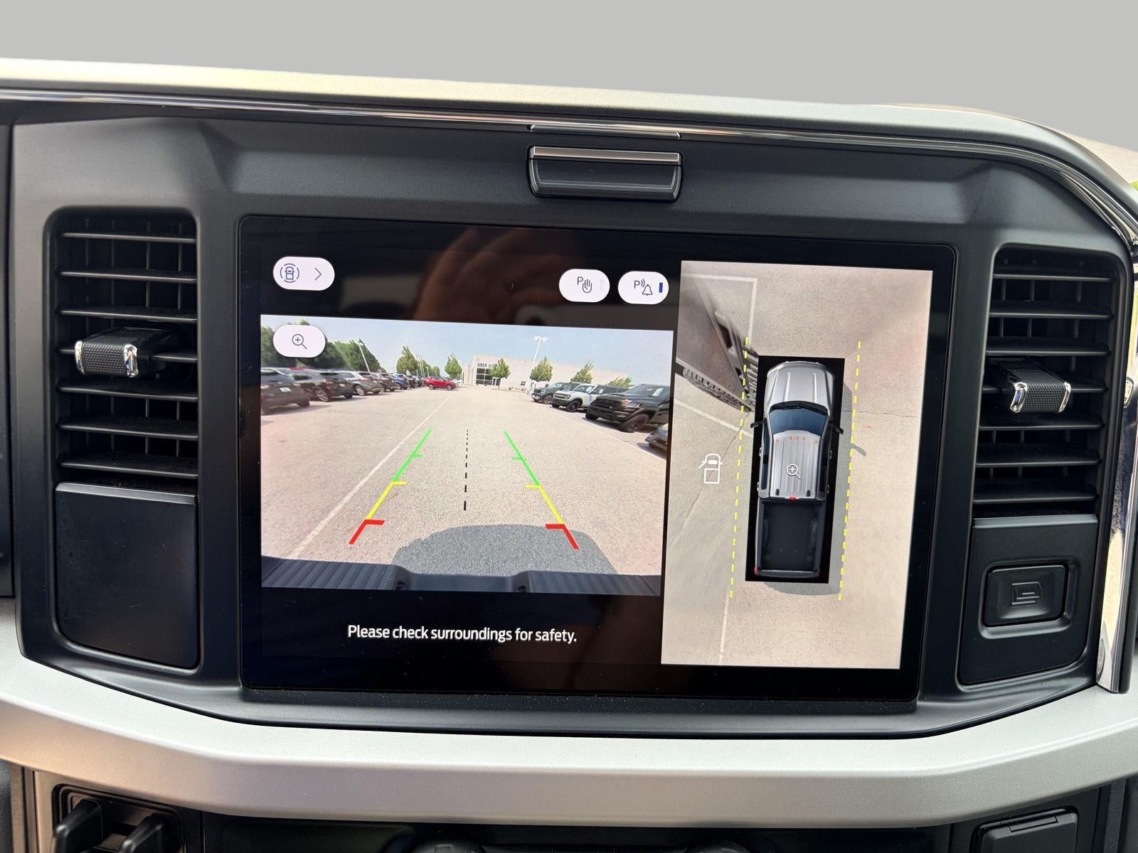 2025 Ford SUPER DUTY F-350 SRW XLT