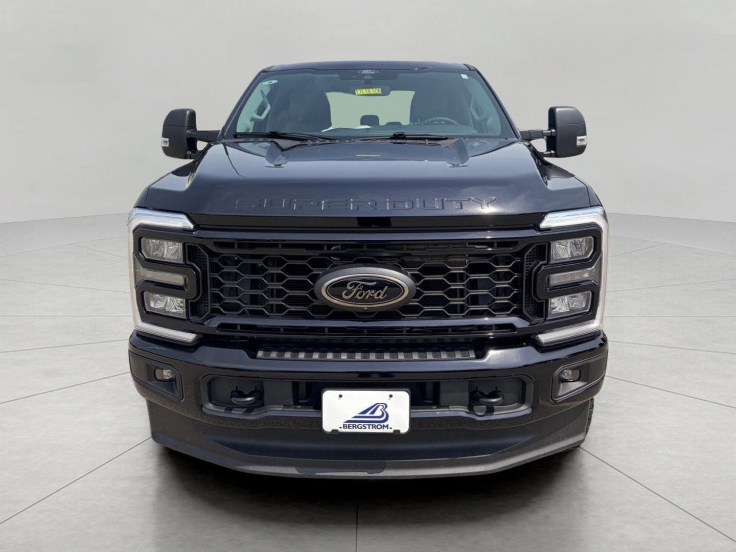 2025 Ford SUPER DUTY F-350 SRW XLT