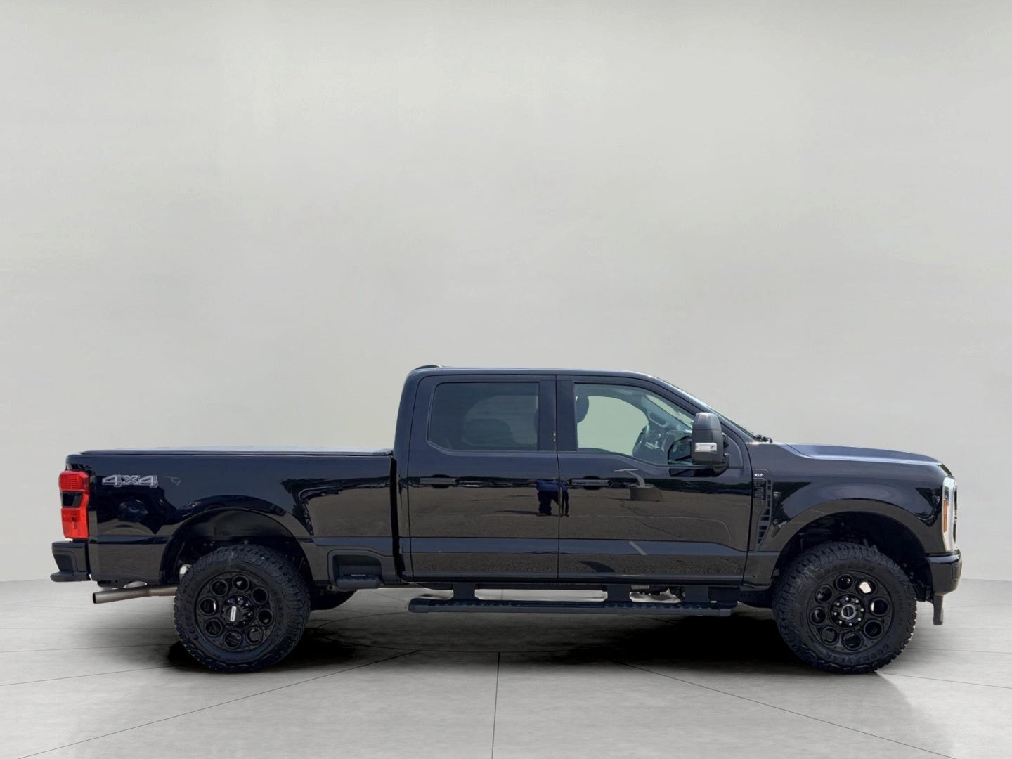 2025 Ford SUPER DUTY F-350 SRW XLT