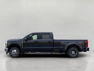 2026 Ford Super Duty F-350 DRW LARIAT 4WD Crew Cab 8' Box
