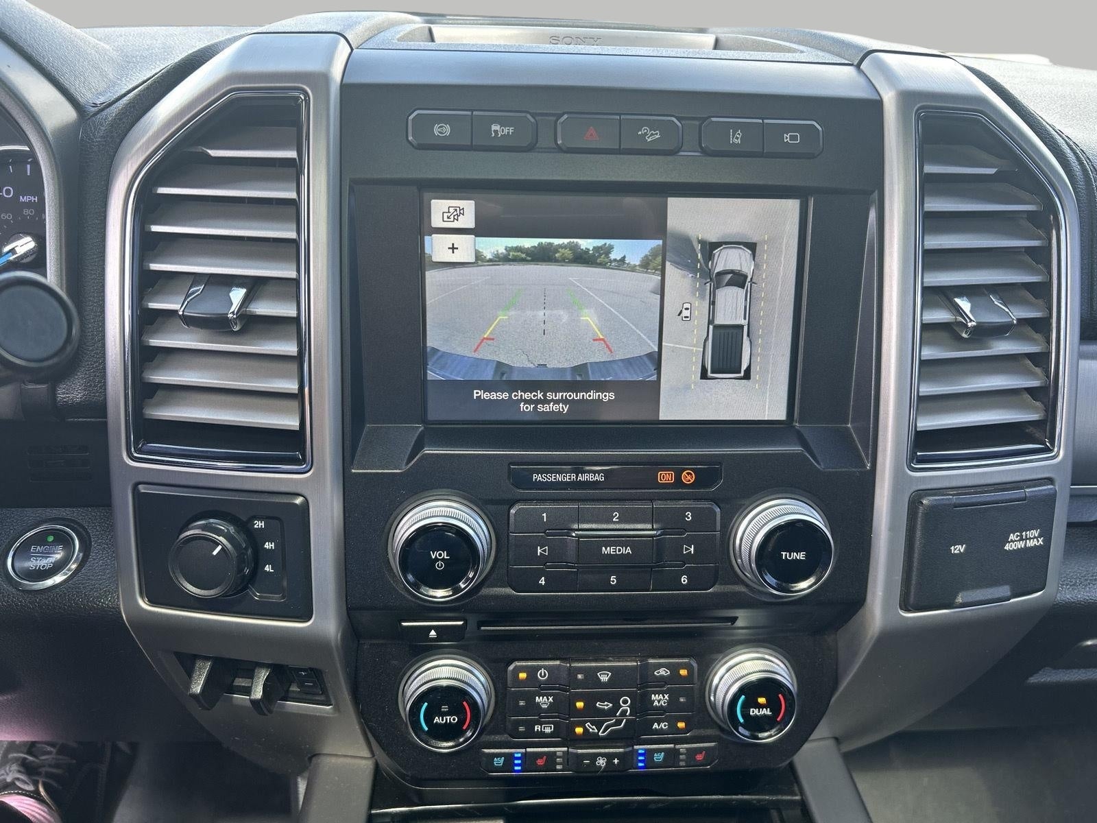 2018 Ford Super Duty F-450 DRW Platinum 4WD Crew Cab 8' Box