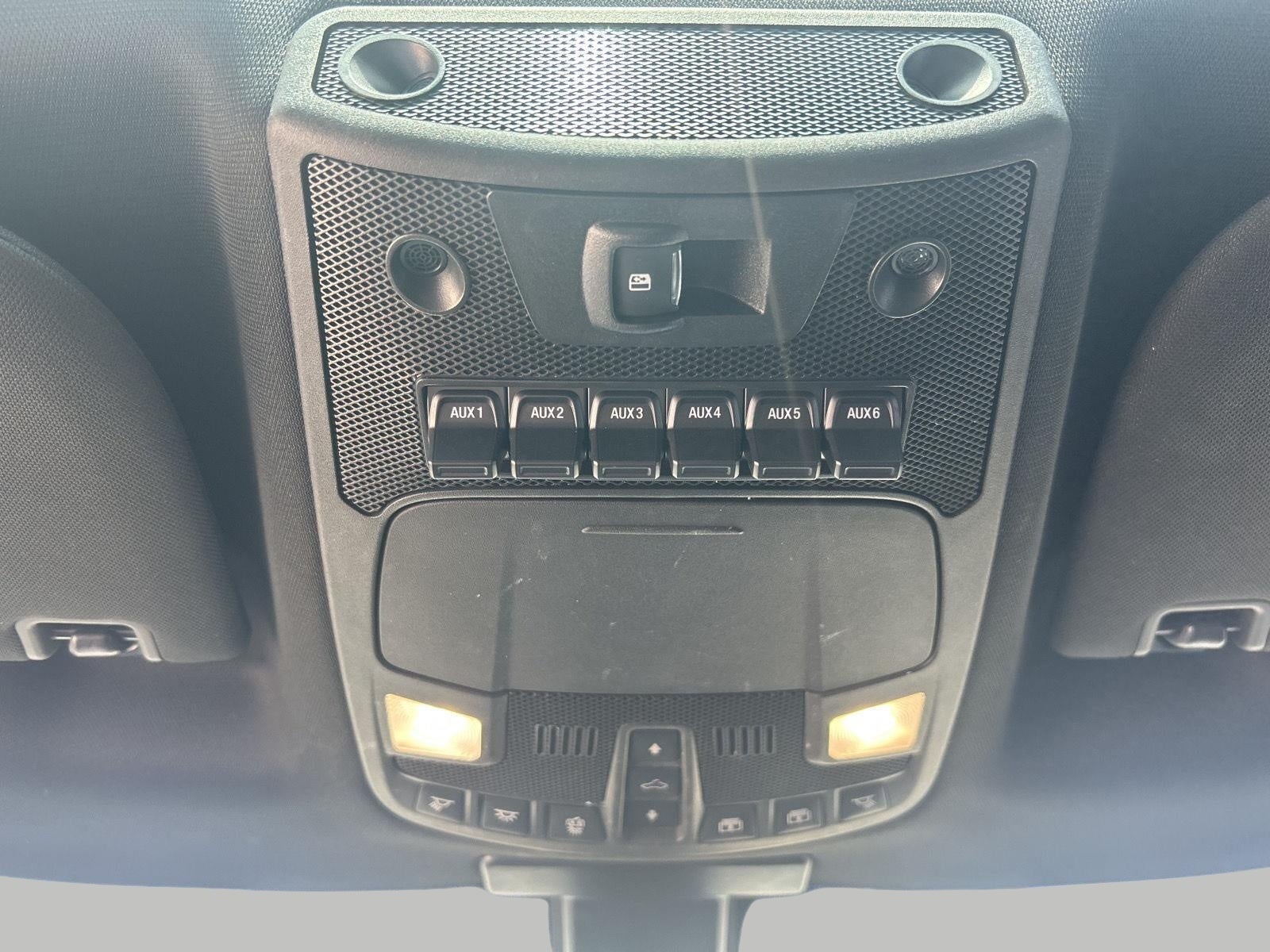2018 Ford Super Duty F-450 DRW Platinum 4WD Crew Cab 8' Box