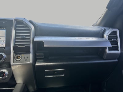 2018 Ford Super Duty F-450 DRW Platinum 4WD Crew Cab 8' Box
