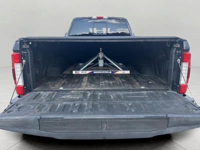 2018 Ford Super Duty F-450 DRW Platinum 4WD Crew Cab 8' Box