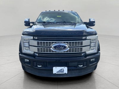 2018 Ford Super Duty F-450 DRW Platinum 4WD Crew Cab 8' Box