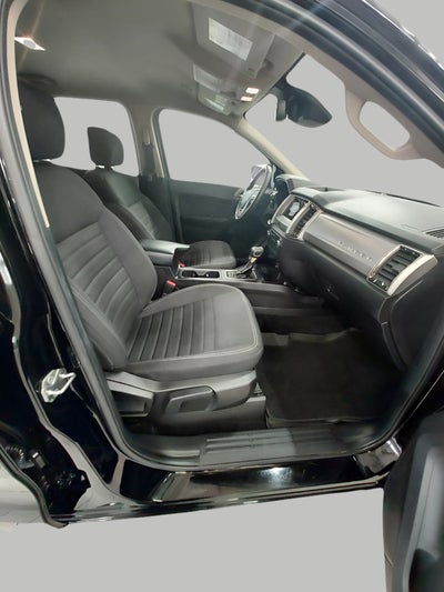 2023 Ford Ranger XLT 4WD SuperCrew 5' Box