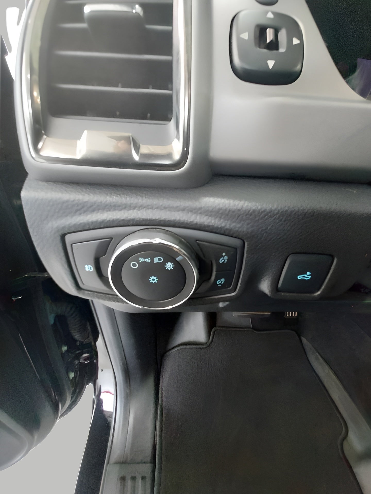 2023 Ford Ranger XLT 4WD SuperCrew 5' Box