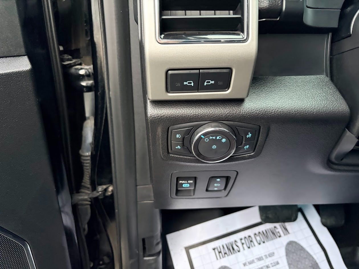 2018 Ford F-150 Lariat 4WD SuperCrew 5.5' Box