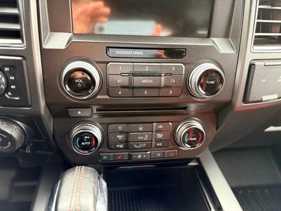 2017 Ford F-150 Lariat 4WD SuperCrew 5.5' Box