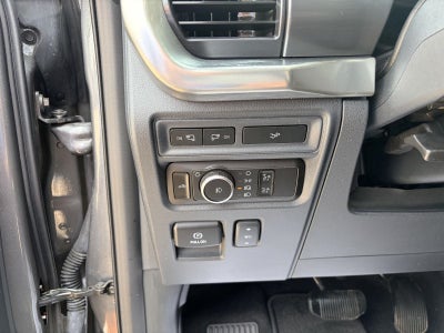 2023 Ford F-150 LARIAT 4WD SuperCrew 5.5' Box