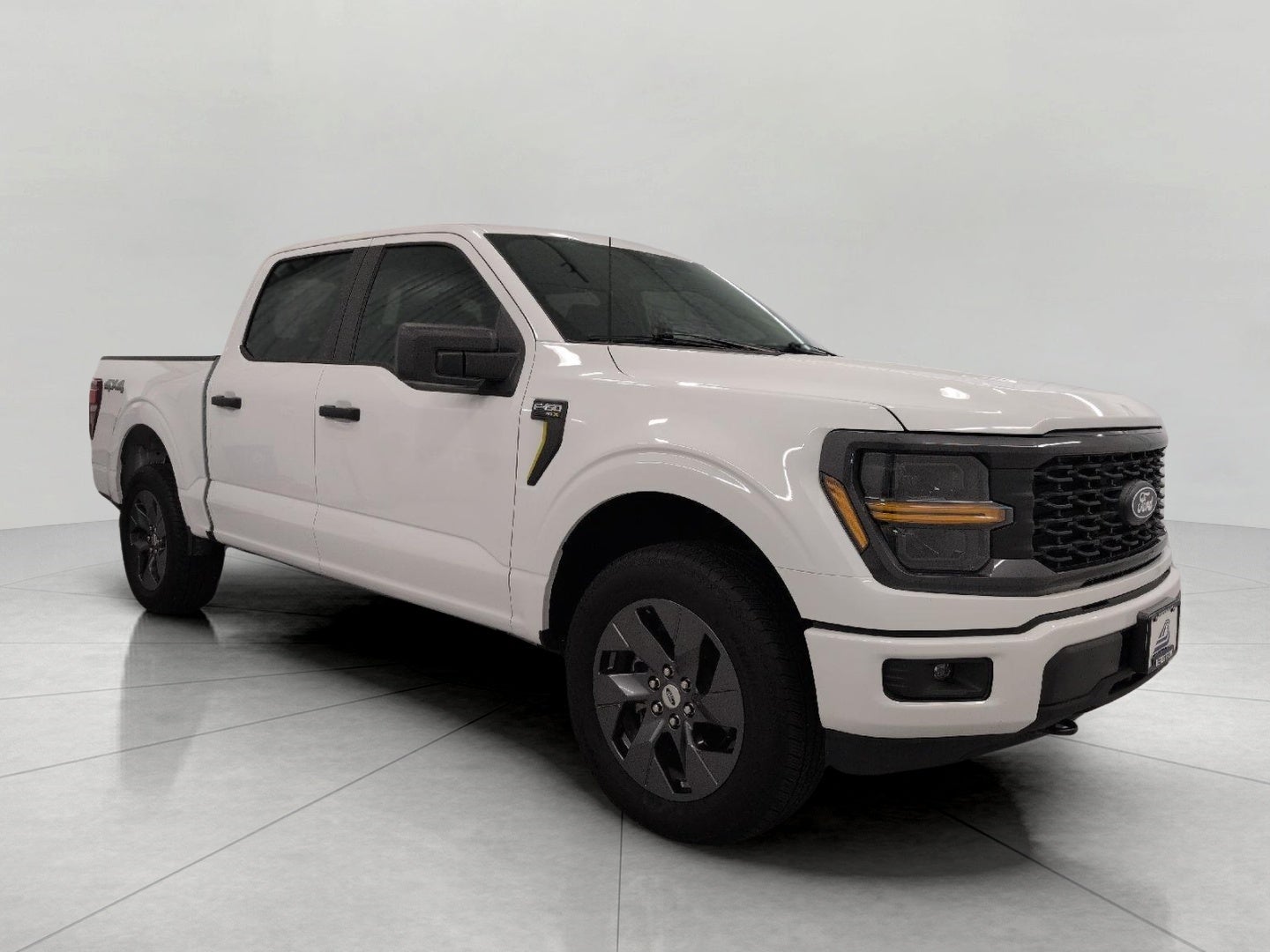 2025 Ford F-150 STX 4WD SuperCrew 5.5' Box