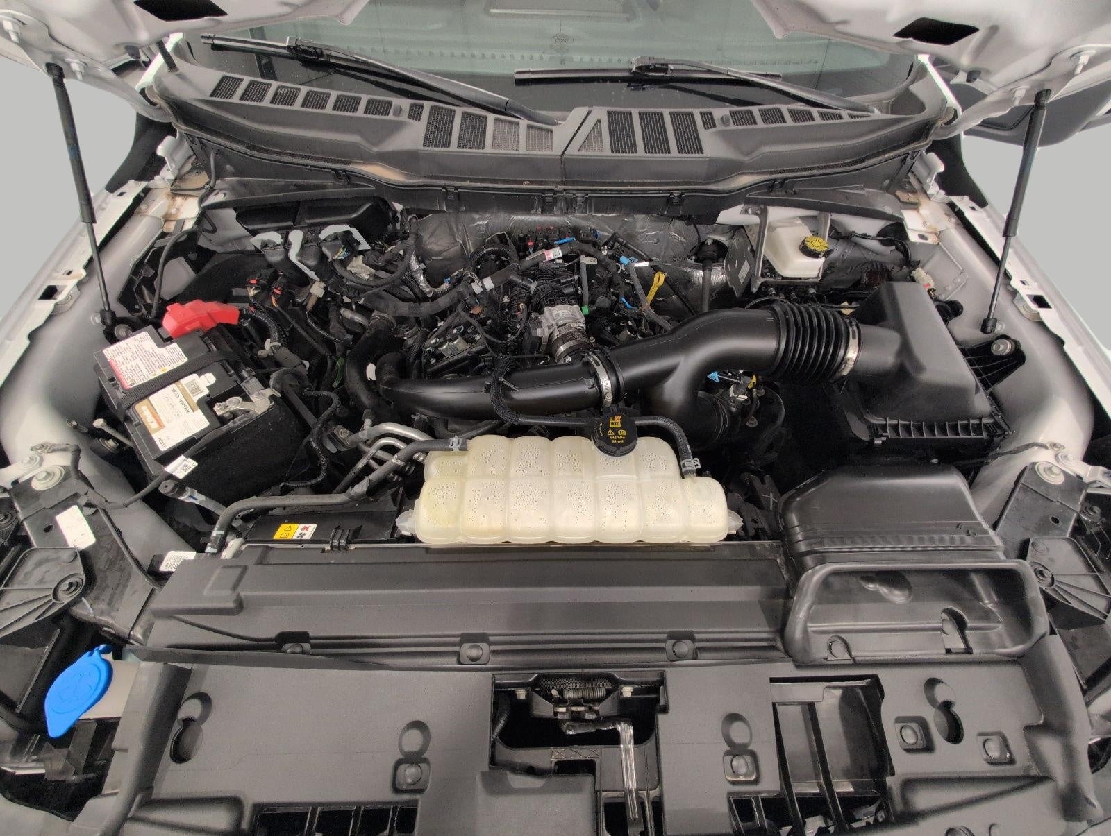 2025 Ford F-150 STX 4WD SuperCrew 5.5' Box