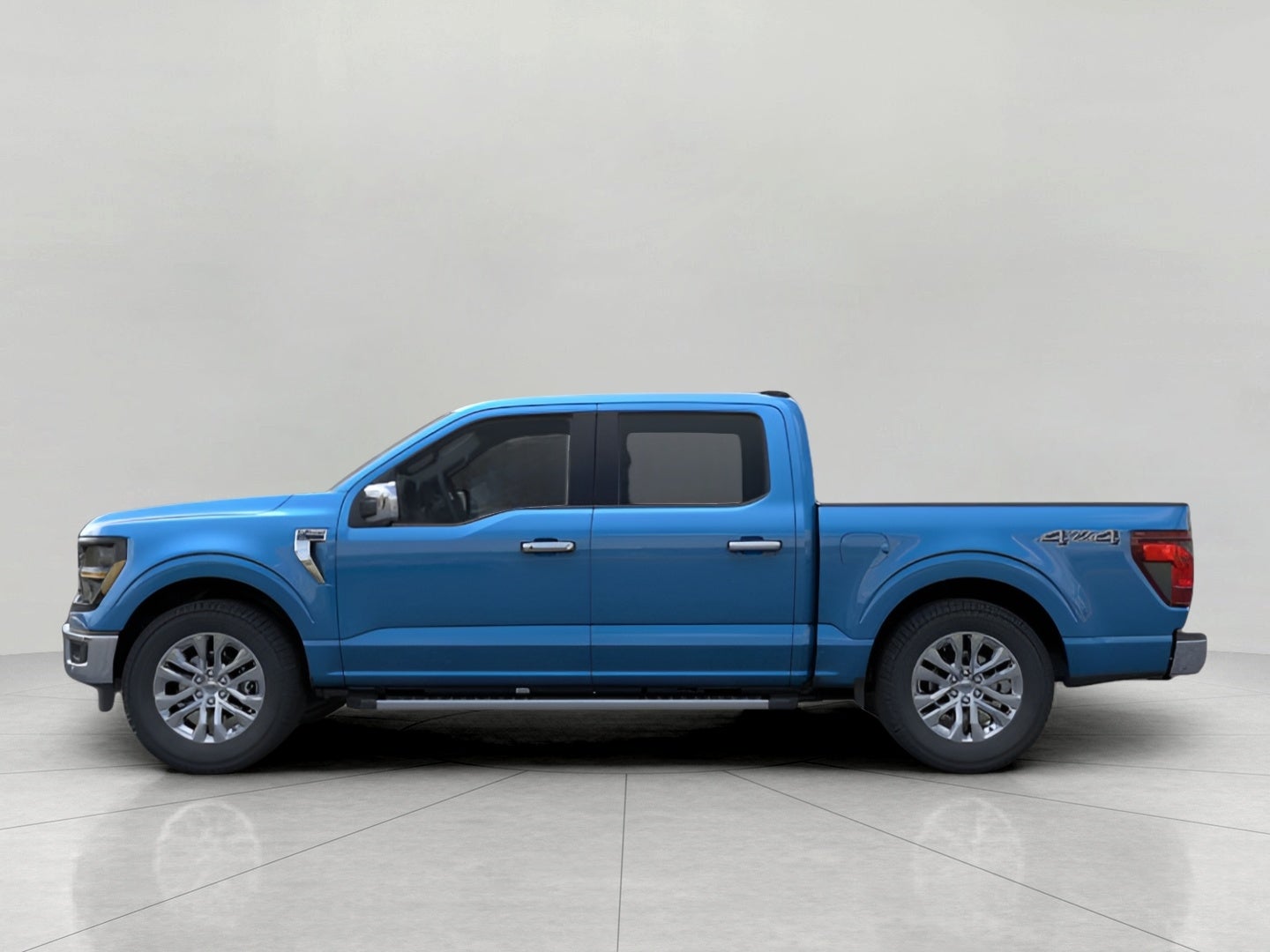 2025 Ford F-150 XLT 4WD SuperCrew 5.5' Box