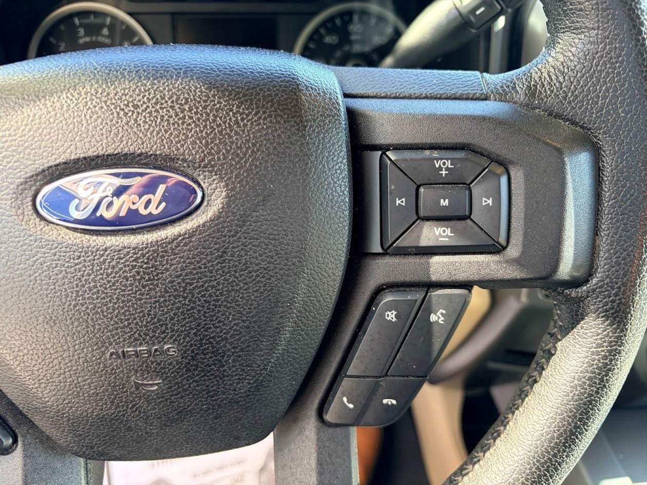 2015 Ford F-150 4WD SuperCab 145 XLT