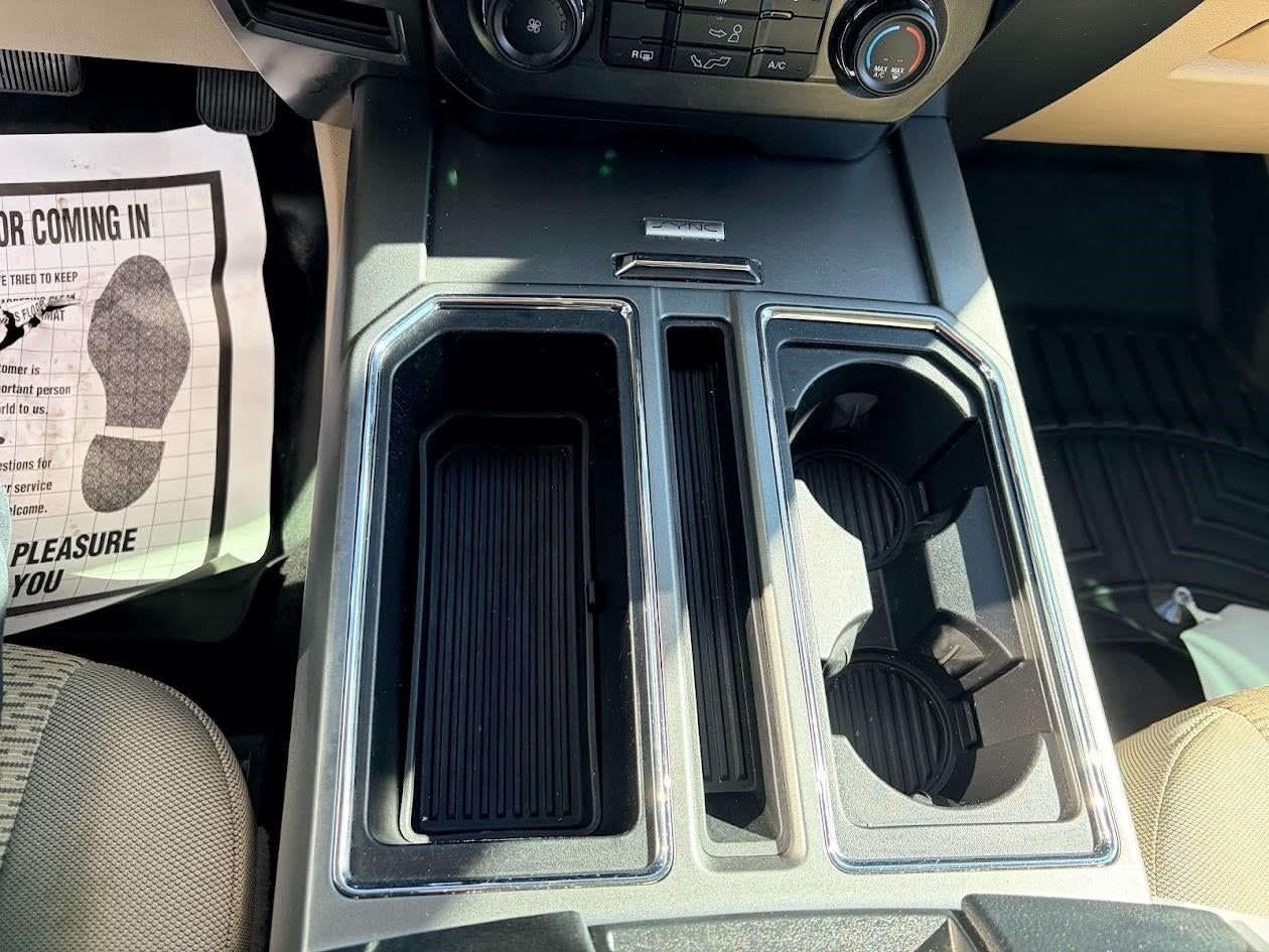 2015 Ford F-150 4WD SuperCab 145 XLT