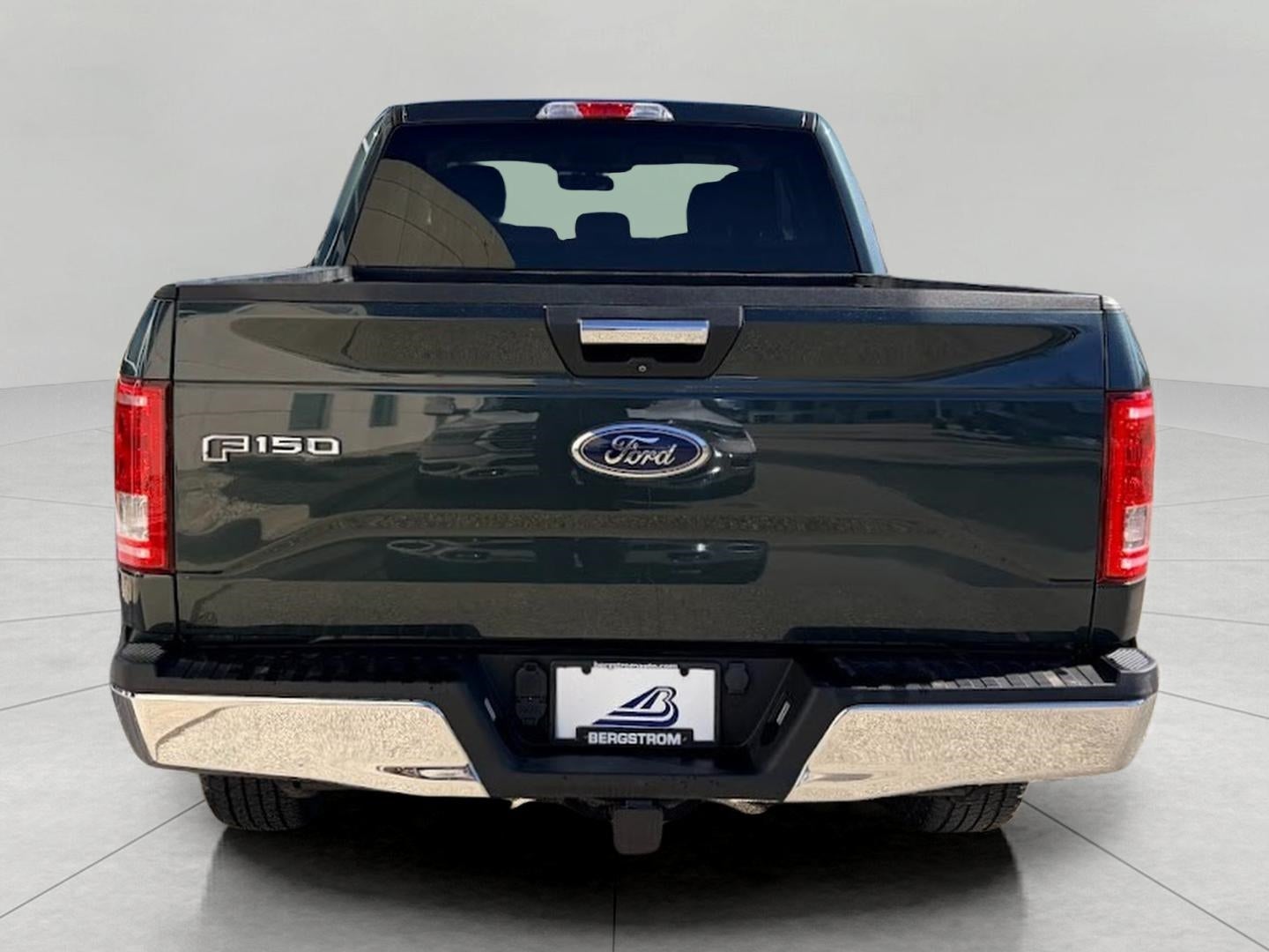 2015 Ford F-150 4WD SuperCab 145 XLT