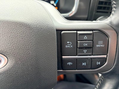 2022 Ford F-150 LARIAT 4WD SuperCrew 5.5' Box
