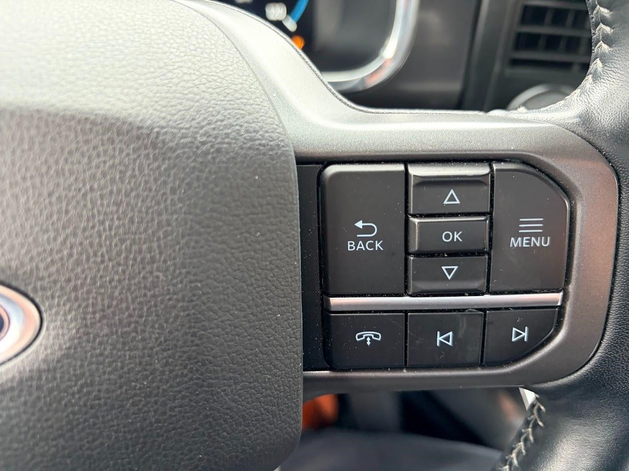 2022 Ford F-150 LARIAT 4WD SuperCrew 5.5' Box