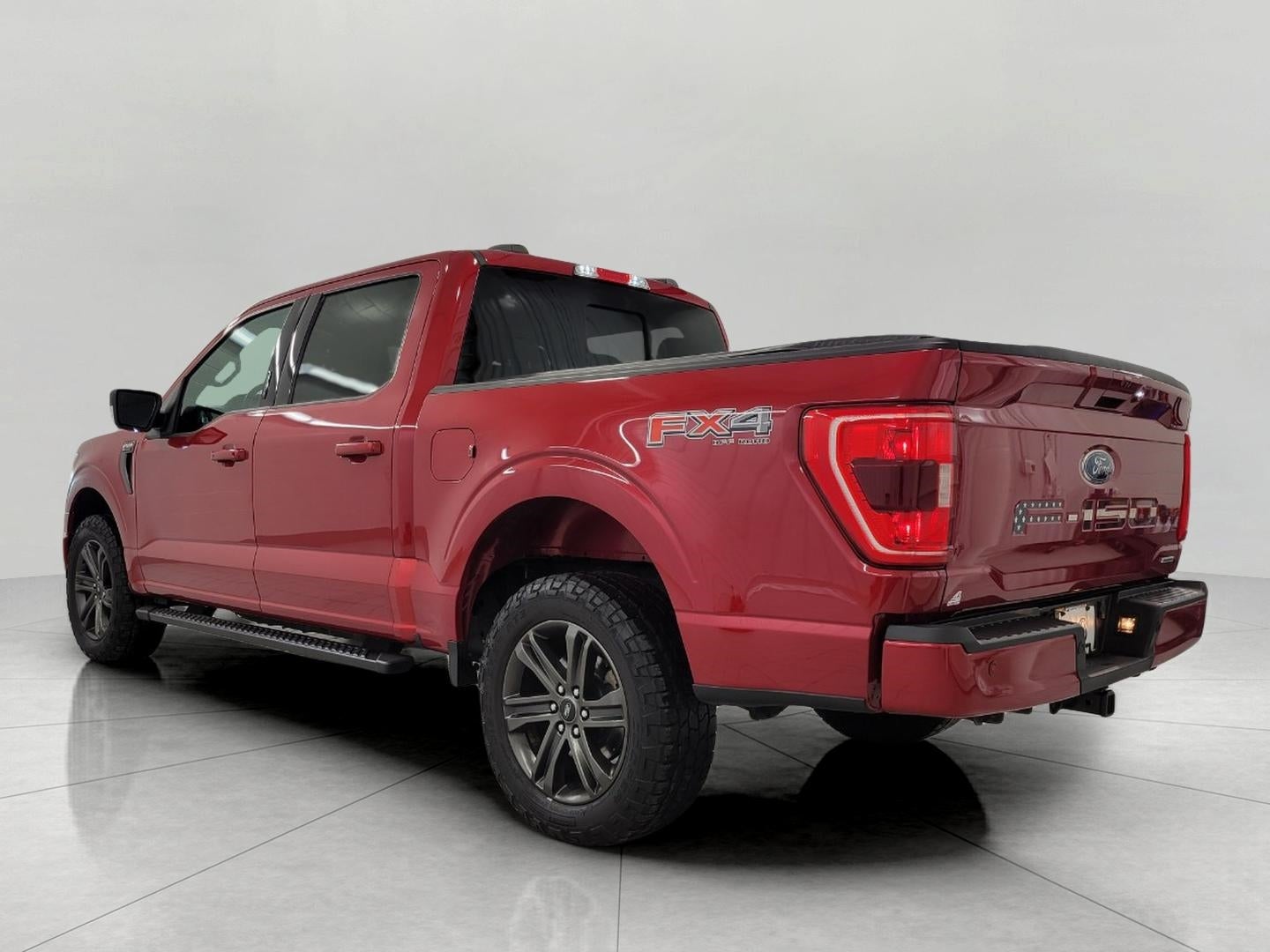 2022 Ford F-150 XLT 4WD SuperCrew 5.5' Box