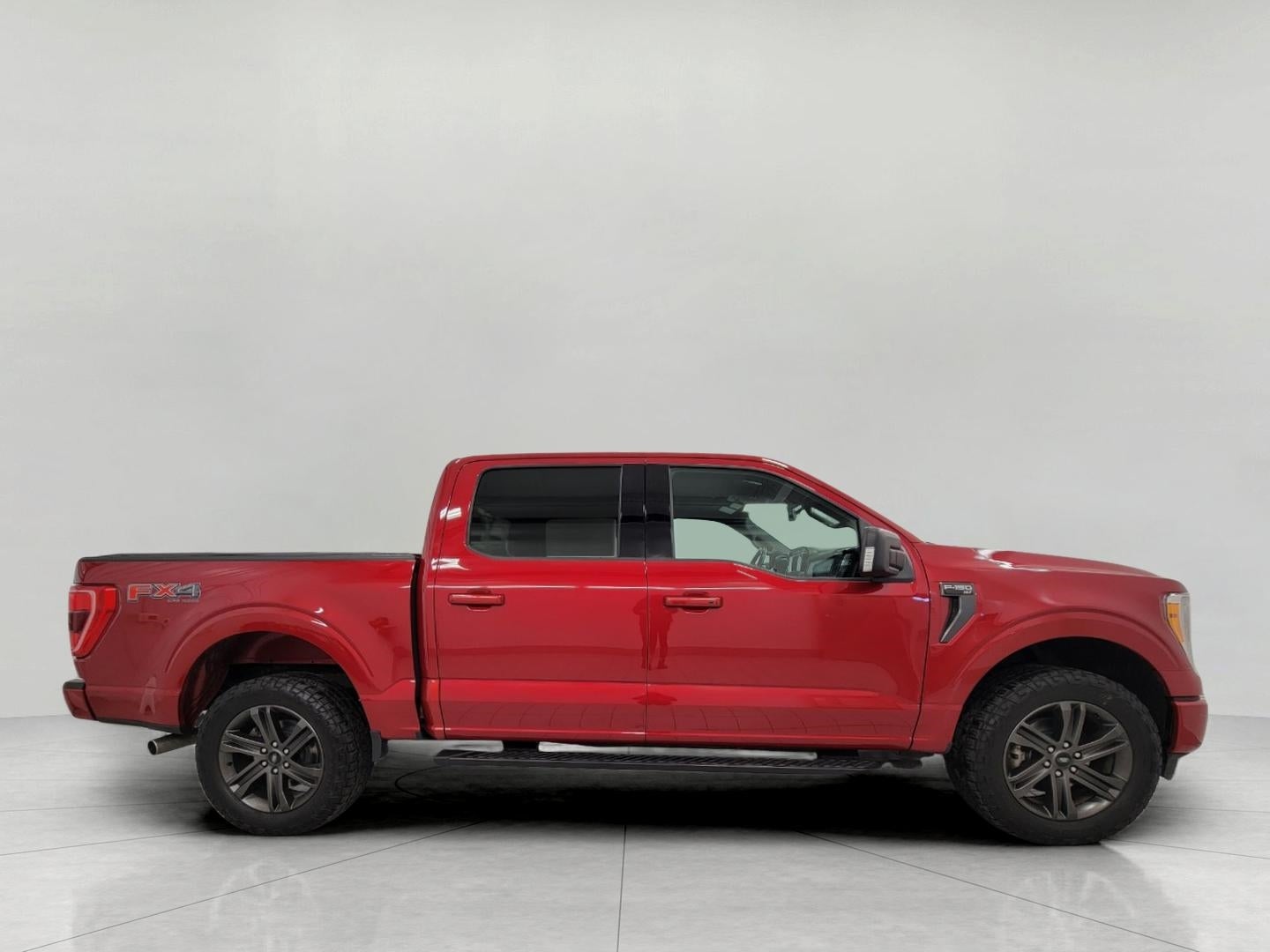 2022 Ford F-150 XLT 4WD SuperCrew 5.5' Box